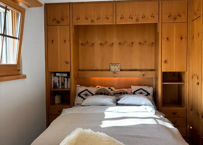 - Ausstattung - Lage Давос